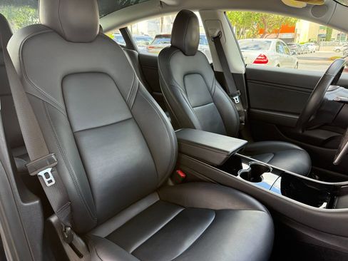 Used 2018 Tesla Model 3 Long Range RWD image 14