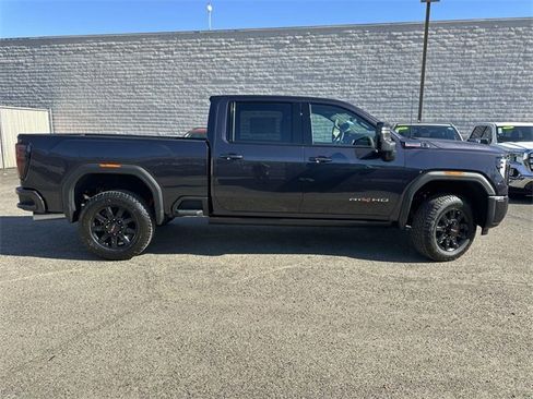 New 2026 GMC Sierra 2500 AT4 w/ AT4 Premium Plus Package image 3