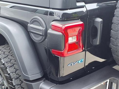Certified 2023 Jeep Wrangler Unlimited Rubicon 4xe w/ Cold Weather Group AWD/4WD image 23