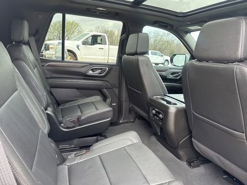 Used 2024 Chevrolet Tahoe Z71 w/ Luxury Package image 26