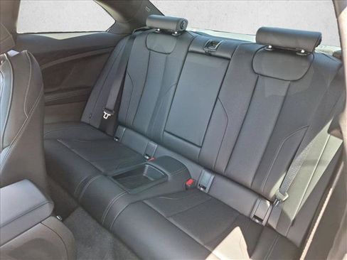 Used 2025 BMW 230i Coupe w/ M Sport Package RWD image 20