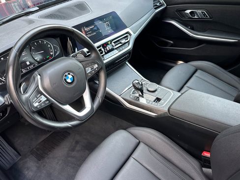 Used 2021 BMW 330i Sedan w/ Convenience Package RWD image 9