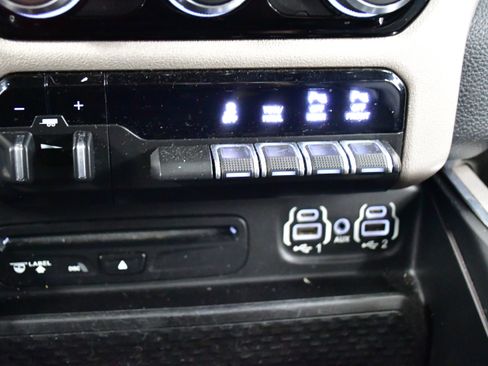 Used 2019 RAM 1500 Laramie w/ Sport Appearance Package AWD/4WD image 29