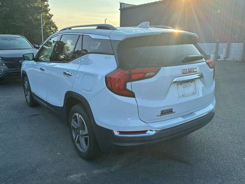 Used 2020 GMC Terrain SLT FWD image 4