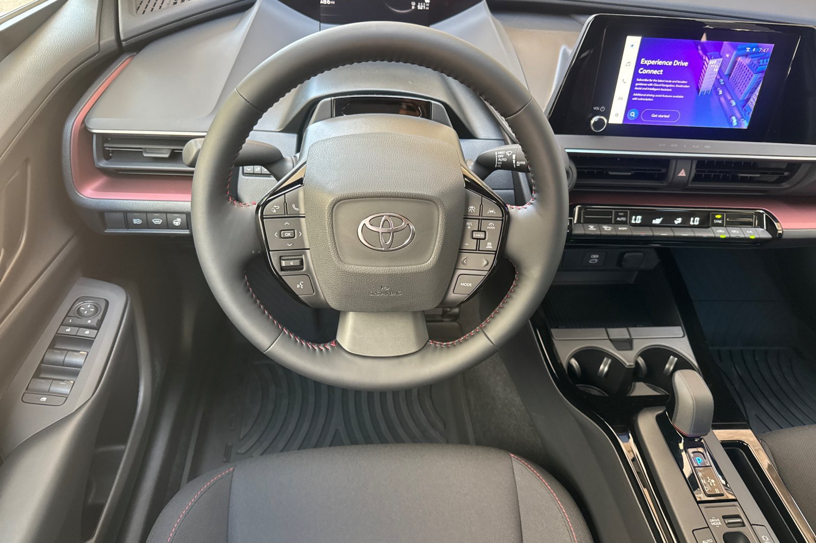 New 2027 Toyota Prius Plug-In Hybrid FWD image 15