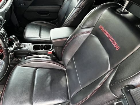 Used 2021 Jeep Wrangler Unlimited Rubicon image 16
