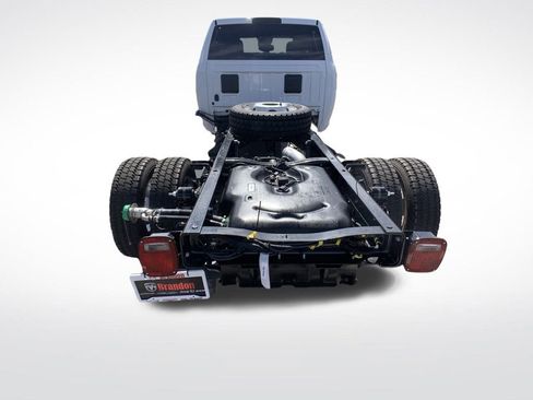 New 2026 RAM 5500 Tradesman w/ Chrome Appearance Group image 24