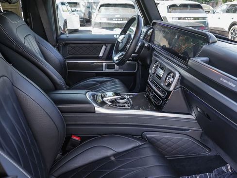 Used 2021 Mercedes-Benz G 550 image 16