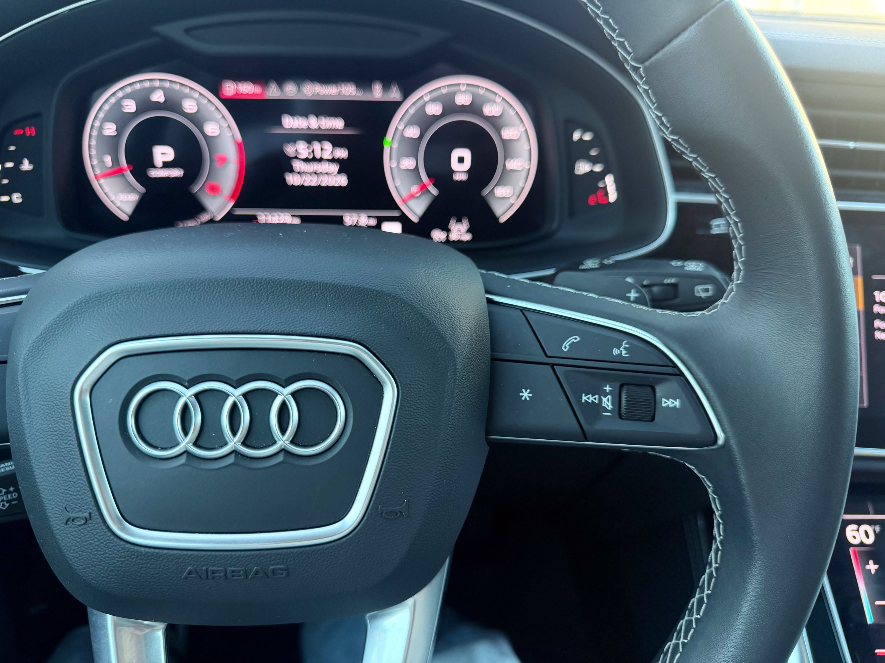 Used 2024 Audi Q8 Premium Plus AWD/4WD image 37