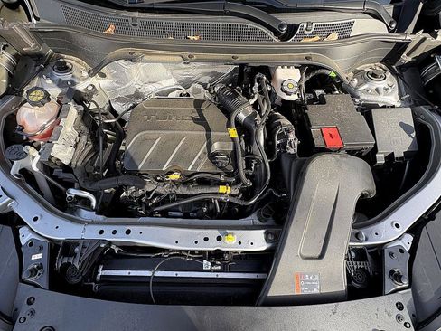 Used 2024 Chevrolet Trax LT w/ Driver Confidence Package image 27