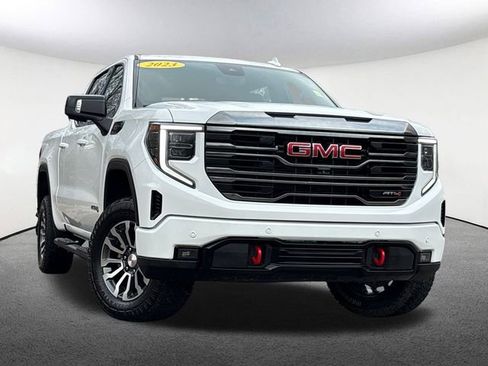 Used 2023 GMC Sierra 1500 AT4 w/ Technology Package image 2
