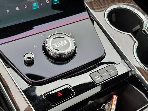 New 2026 Cadillac Escalade Platinum Sport image 28