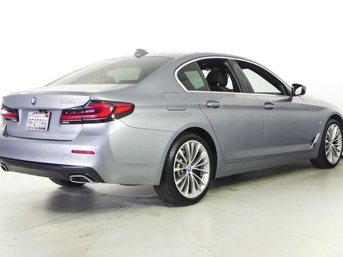 Certified 2023 BMW 530e 530e iPerformance w/ Convenience Package image 7