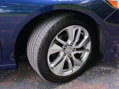 Used 2019 Honda Accord LX image 27