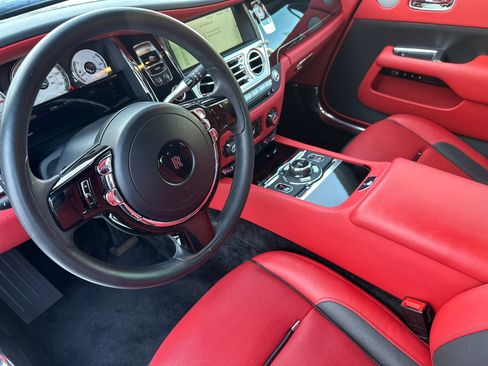 Certified 2017 Rolls-Royce Wraith image 11