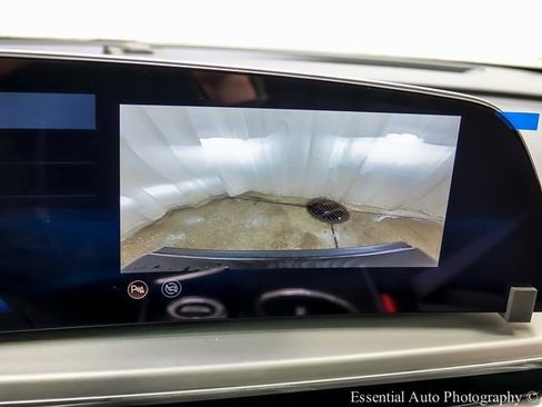 New 2025 Cadillac Lyriq Luxury image 17