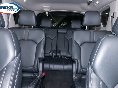 Certified 2023 Honda Pilot Touring image 22