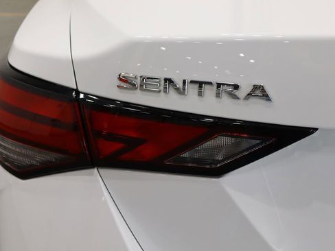Used 2023 Nissan Sentra SV image 32