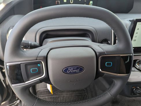 New 2026 Ford Expedition XL image 25