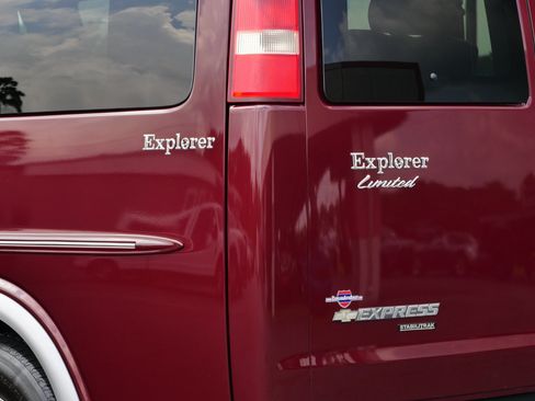 Used 2014 Chevrolet Express 1500 RWD image 59