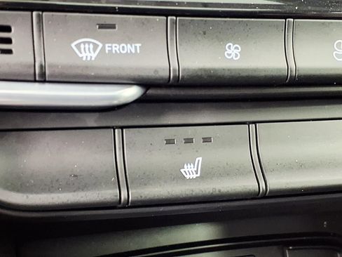 Used 2019 Hyundai Santa Fe Limited FWD image 23