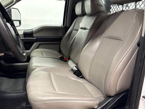 Used 2020 Ford F550 2WD Regular Cab Super Duty image 24