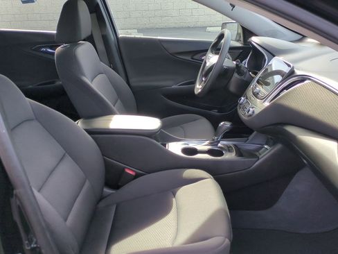 Used 2019 Chevrolet Malibu LT image 24