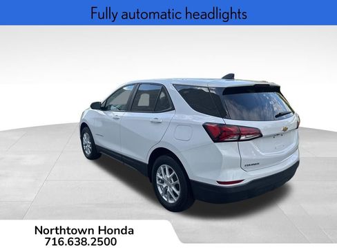 Used 2023 Chevrolet Equinox LS w/ LS Convenience Package AWD/4WD image 7
