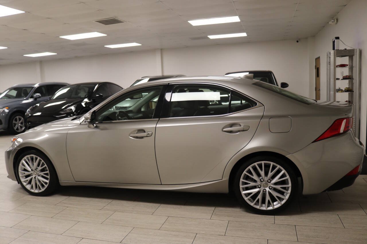 Used 2016 Lexus IS 200t w/ Navigation System Package RWD image 11