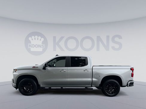 Used 2022 Chevrolet Silverado 1500 RST w/ LPO, Blackout Package AWD/4WD image 2