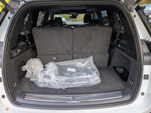 New 2025 Jeep Grand Cherokee L Overland w/ Advanced Protech Group III image 29