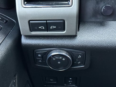 Used 2018 Ford F250 Lariat w/ Lariat Ultimate Package image 30