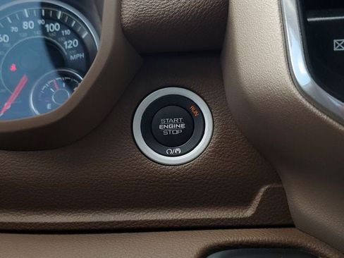 Used 2021 RAM 1500 Laramie AWD/4WD image 33