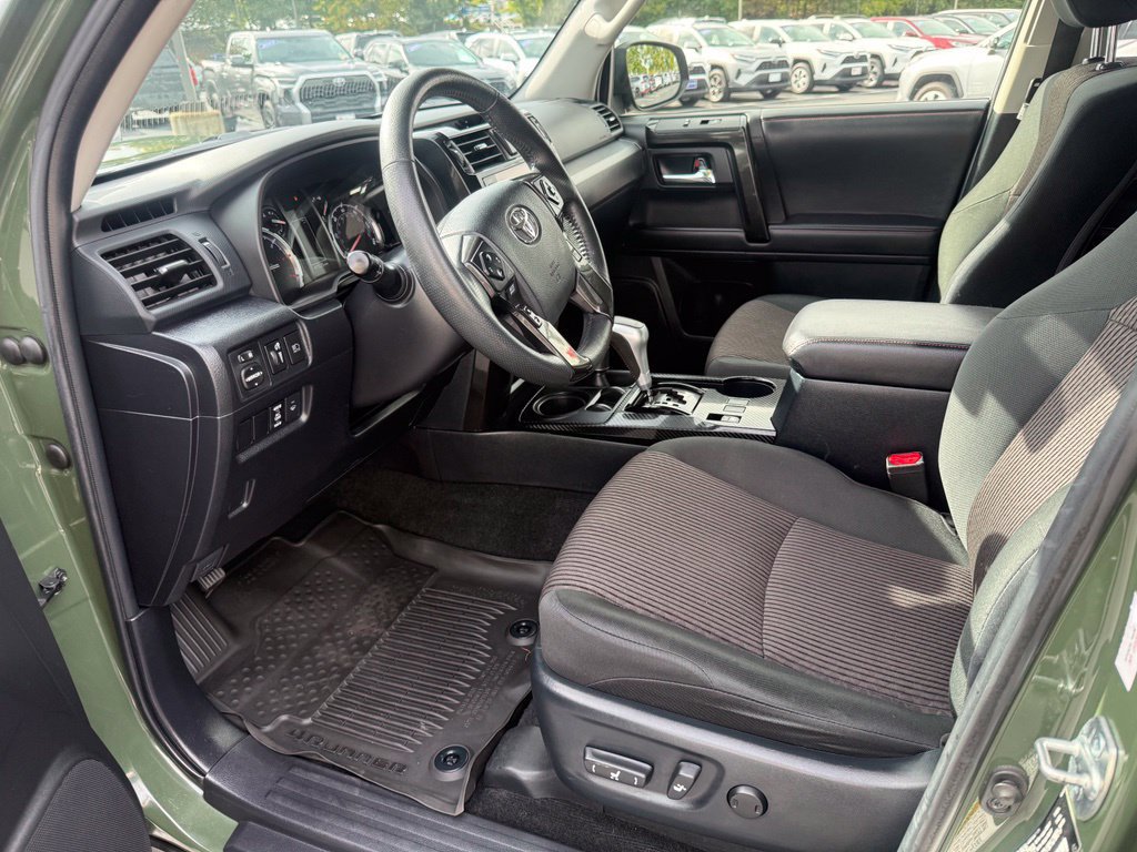 Certified 2022 Toyota 4Runner TRD Off-Road AWD/4WD image 14