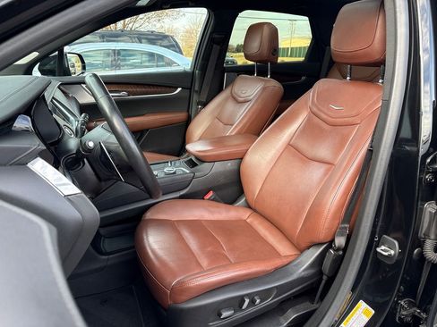 Certified 2023 Cadillac XT5 Sportv image 18