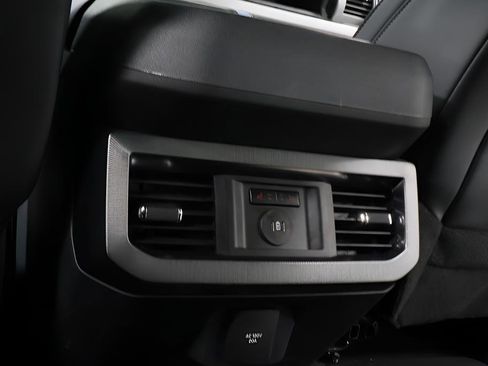 Used 2025 Ford F250 Platinum w/ FX4 Off-Road Package image 22