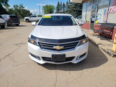 Used 2016 Chevrolet Impala LT w/ Convenience Package FWD image 2