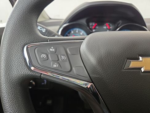 Used 2018 Chevrolet Cruze LT FWD image 15