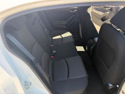 Used 2014 MAZDA MAZDA3 i Touring FWD image 32