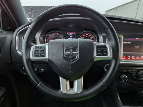 Used 2014 Dodge Charger R/T image 15