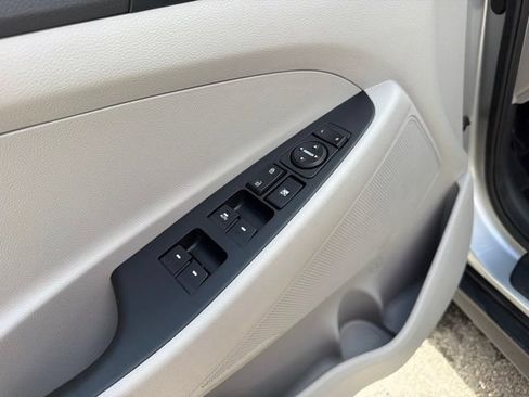 Used 2020 Hyundai Tucson Value AWD/4WD image 19