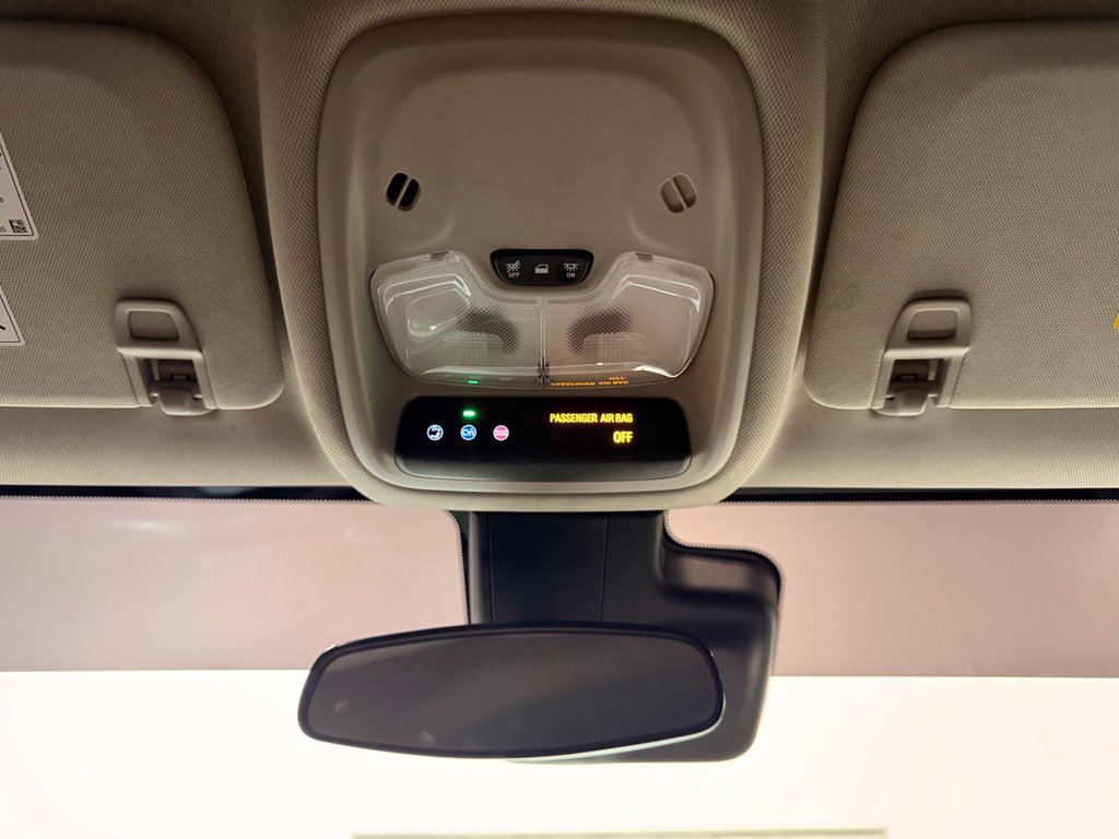 Used 2025 Buick Encore GX Preferred AWD/4WD image 17