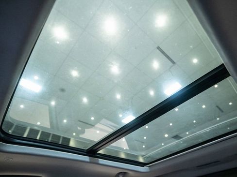 Used 2024 Toyota Tundra Limited image 38