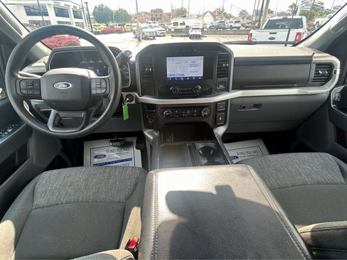Used 2022 Ford F150 XLT image 12
