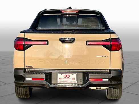 Used 2023 Hyundai Santa Cruz Limited image 5