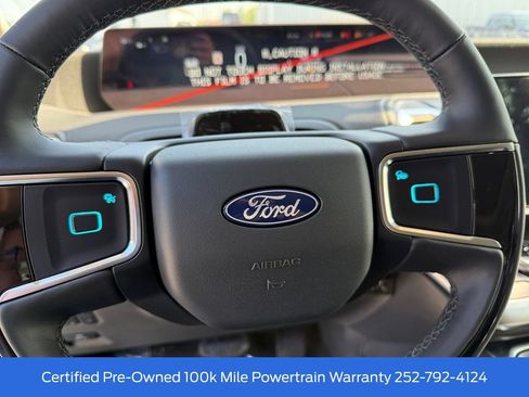 Certified 2025 Ford Expedition Max Platinum w/ Driver's Package AWD/4WD image 24