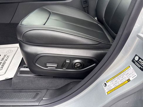 New 2026 Jeep Grand Cherokee L Limited AWD/4WD image 19