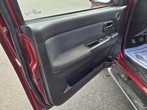 Used 2009 GMC Canyon SLE image 18