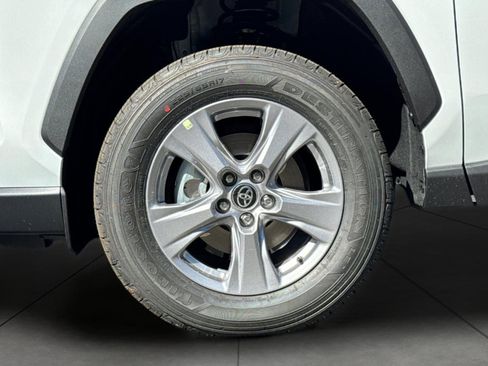 New 2025 Toyota RAV4 XLE image 33