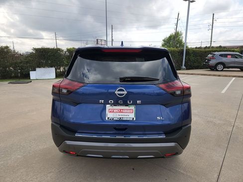 Used 2023 Nissan Rogue SL image 6